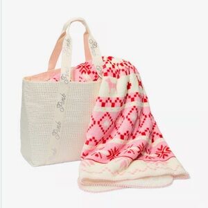 NWT VS Tote and Plush Blanket